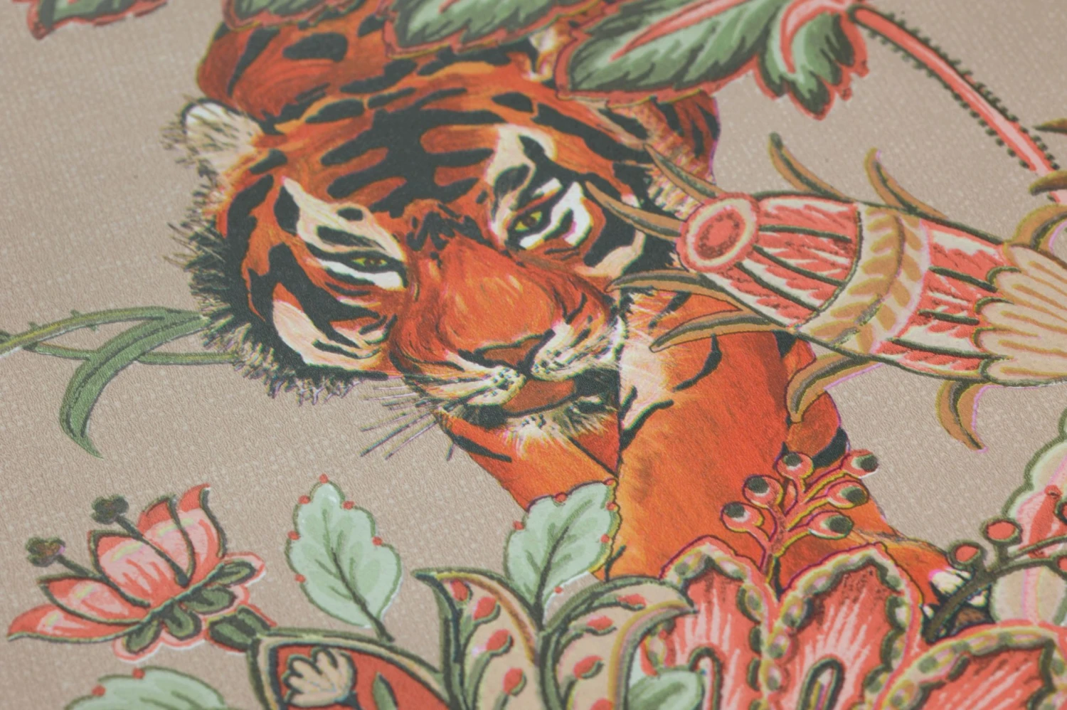 Tapete Manali Beigegrau 2 Tapete Manali Beigegrau – Bild 2