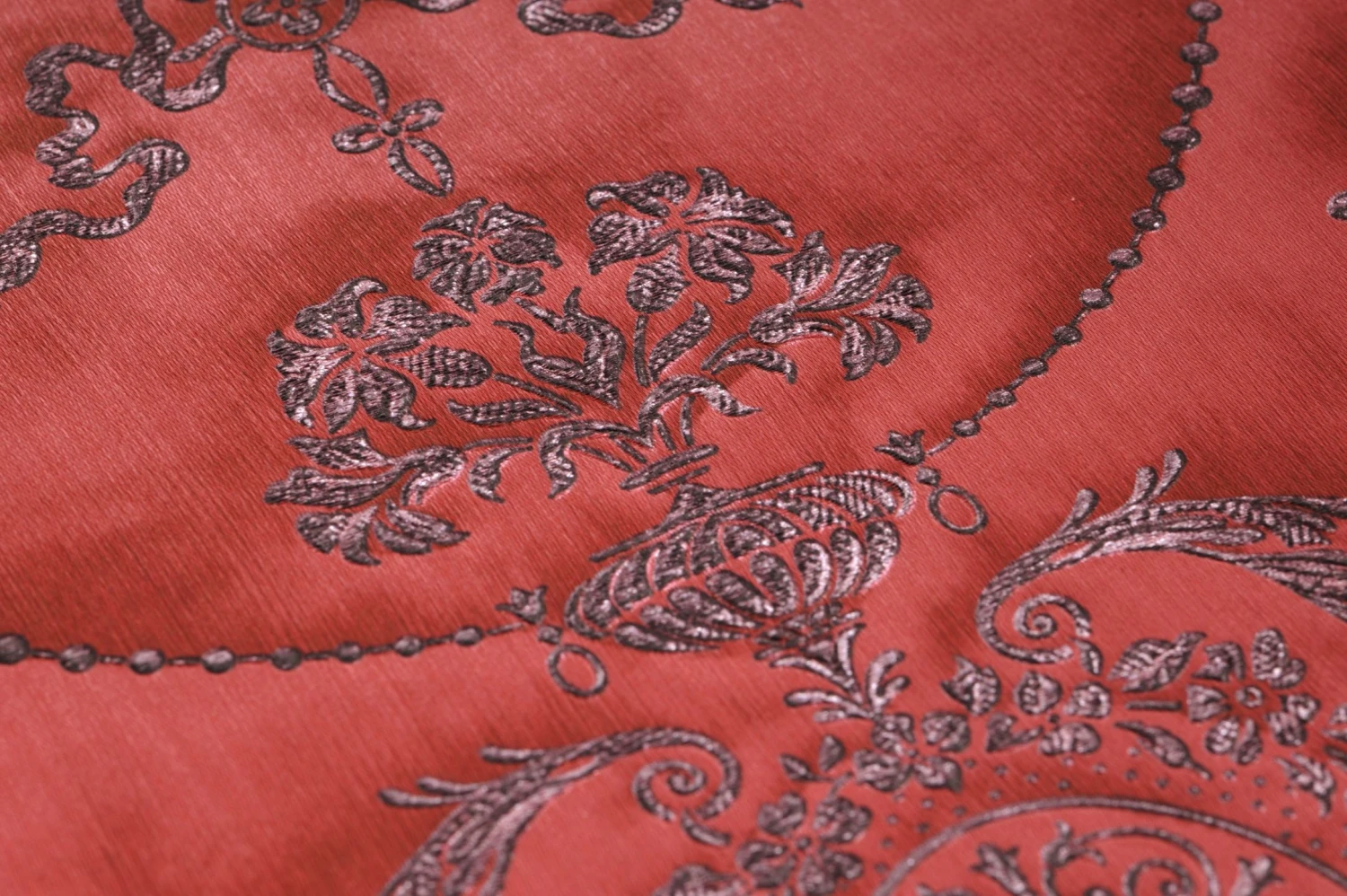 Tapete Rabia Purpurrot 2 Tapete Rabia Purpurrot – Bild 2