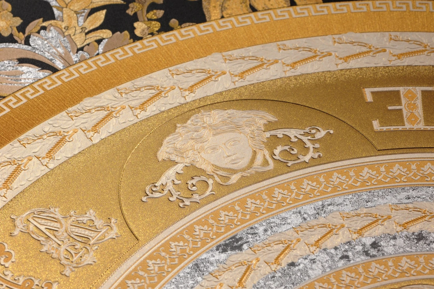 Versace Tapete Venus Schwarz 2 Versace Tapete Venus Schwarz - Image 2